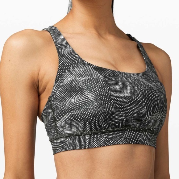 Lululemon Energy Bra *Medium Support, B–D Cup - Sz 4 - Picture 1 of 5